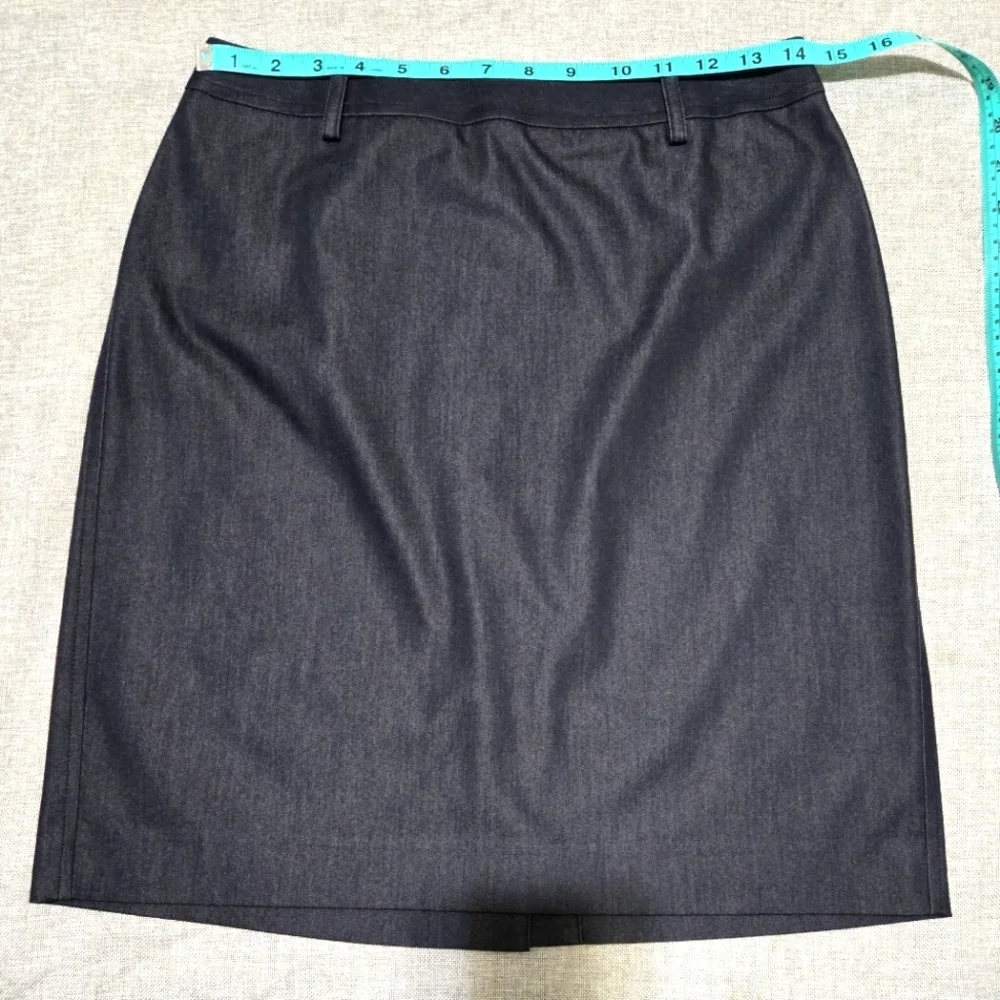 Ann Taylor Dark Blue Pencil Skirt Size 6 - Picture 4 of 7
